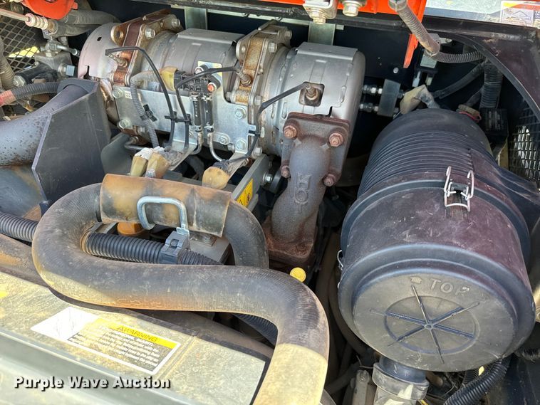 image for item EH3909 2021 Kubota SVL75-2 tracked skid steer loader