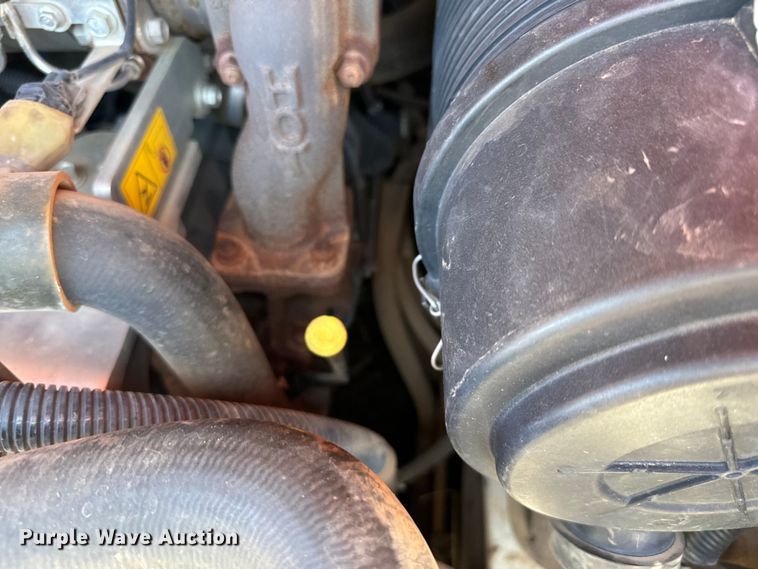 image for item EH3909 2021 Kubota SVL75-2 tracked skid steer loader