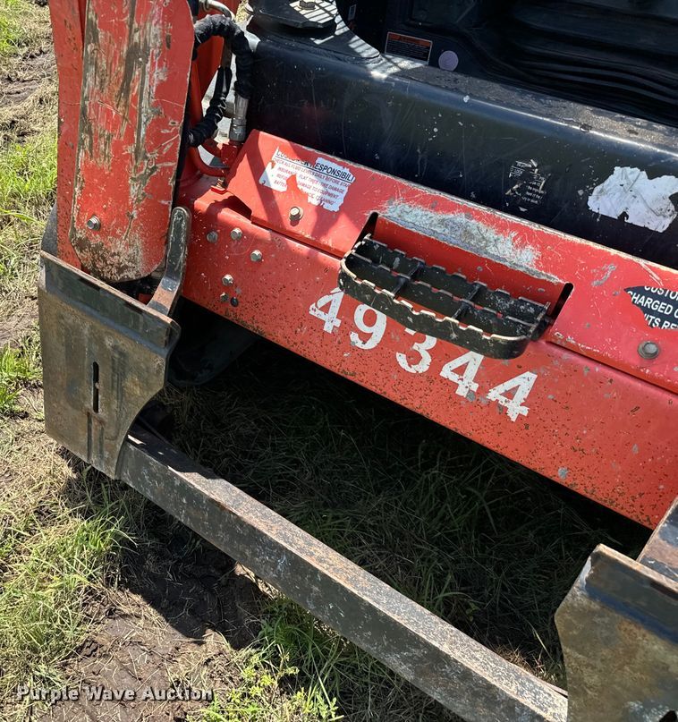 image for item EH3910 2020 Kubota SVL75-2 tracked skid steer loader