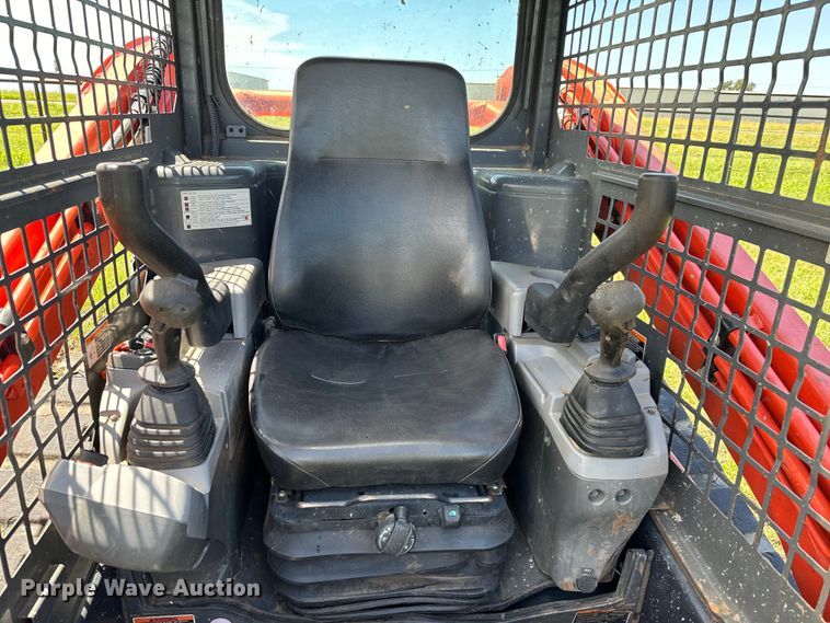 image for item EH3910 2020 Kubota SVL75-2 tracked skid steer loader