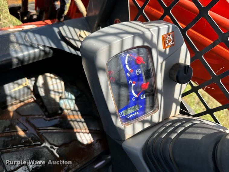 image for item EH3910 2020 Kubota SVL75-2 tracked skid steer loader