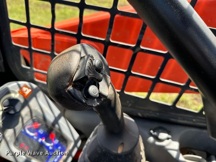 image for item EH3914 2021 Kubota SSV65 skid steer loader