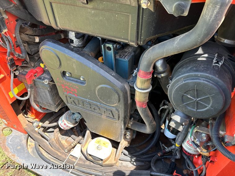 image for item EH3914 2021 Kubota SSV65 skid steer loader