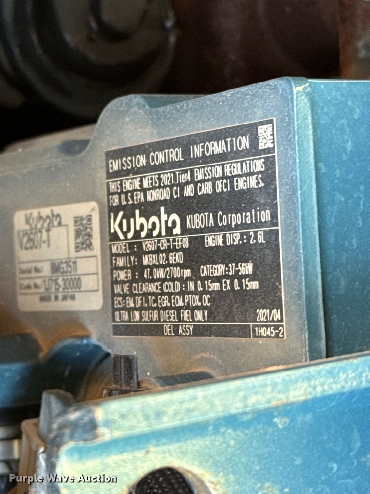 image for item EH3914 2021 Kubota SSV65 skid steer loader