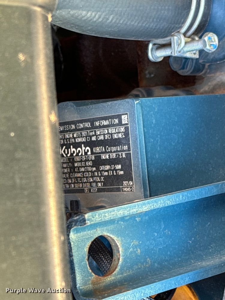 image for item EH3914 2021 Kubota SSV65 skid steer loader