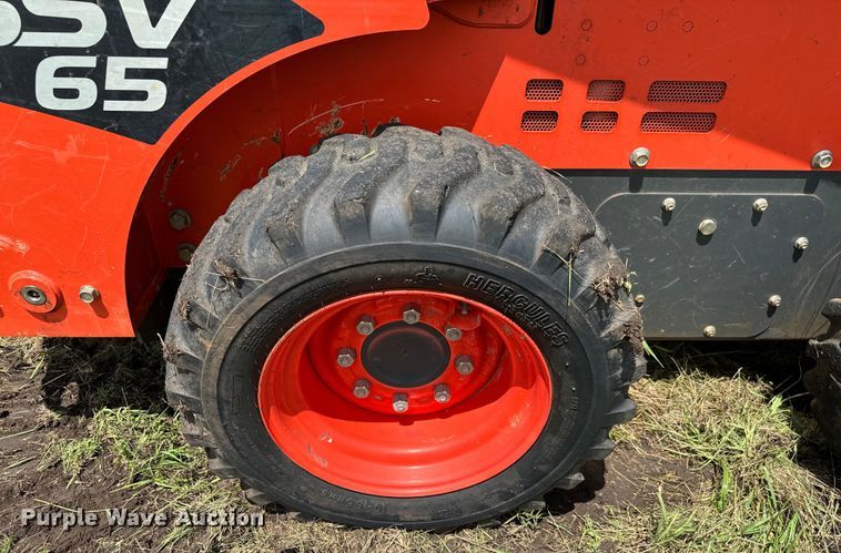 image for item EH3914 2021 Kubota SSV65 skid steer loader