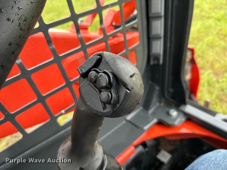 image for item EH3915 2021 Kubota SSV65 skid steer loader