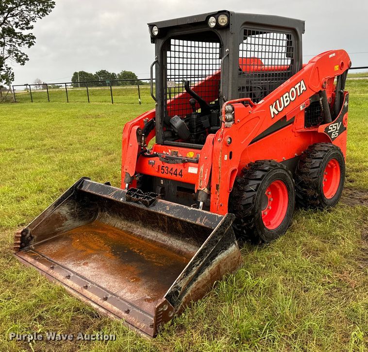 image for item EH3916 2021 Kubota SSV65 skid steer loader