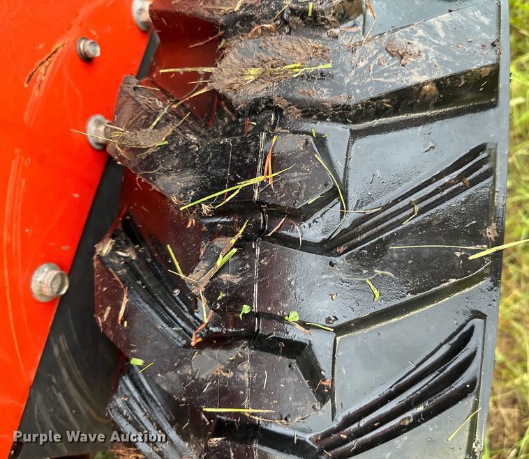 image for item EH3916 2021 Kubota SSV65 skid steer loader