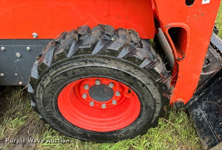 image for item EH3916 2021 Kubota SSV65 skid steer loader