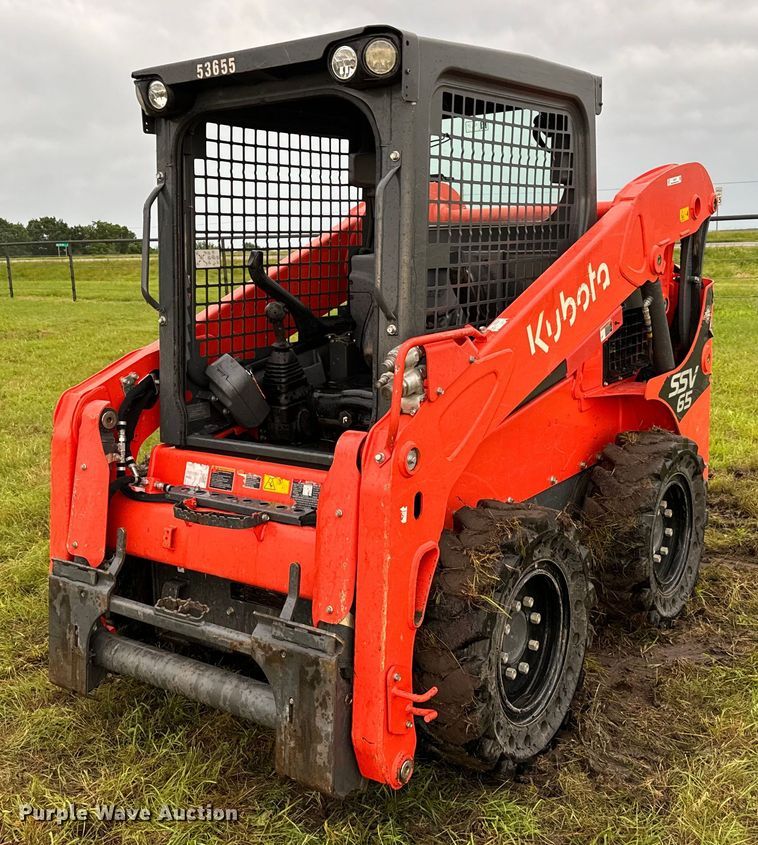 image for item EH3917 2021 Kubota SSV65 skid steer loader