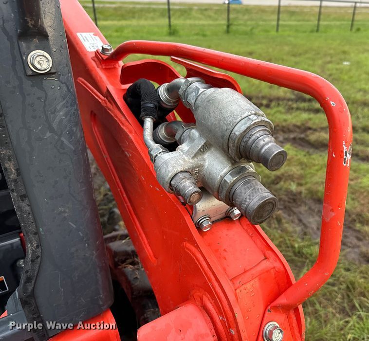image for item EH3917 2021 Kubota SSV65 skid steer loader