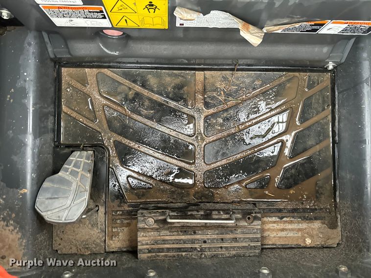 image for item EH3917 2021 Kubota SSV65 skid steer loader