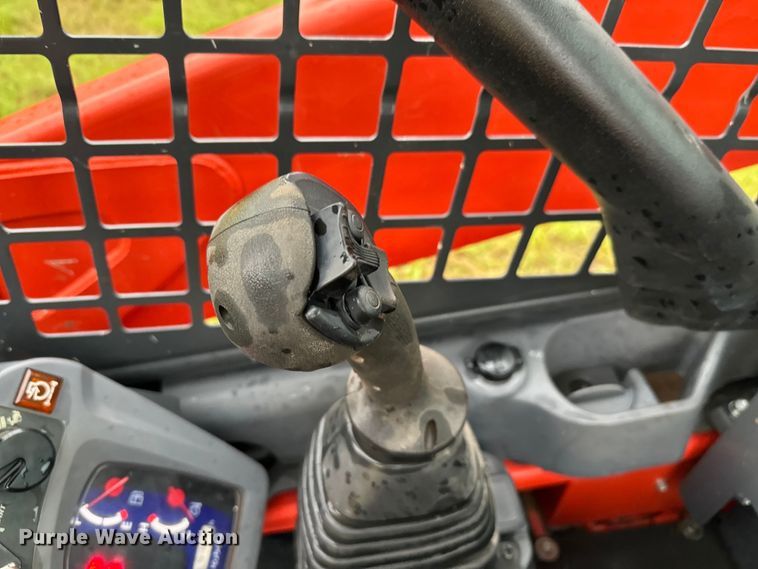 image for item EH3917 2021 Kubota SSV65 skid steer loader