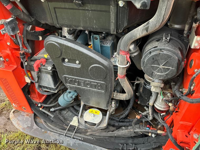 image for item EH3917 2021 Kubota SSV65 skid steer loader