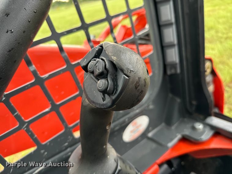 image for item EH3918 2021 Kubota SSV65 skid steer loader