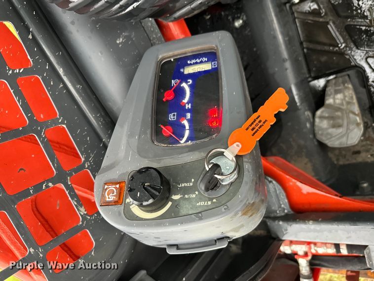 image for item EH3918 2021 Kubota SSV65 skid steer loader