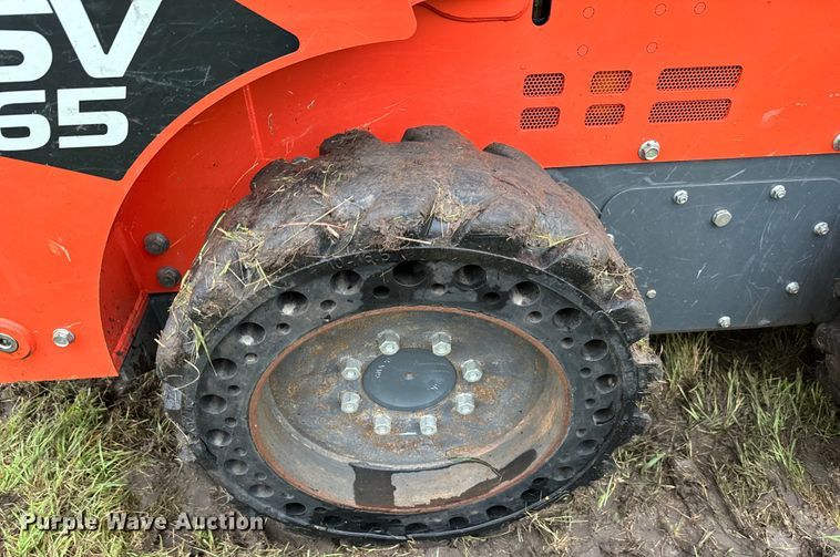 image for item EH3918 2021 Kubota SSV65 skid steer loader