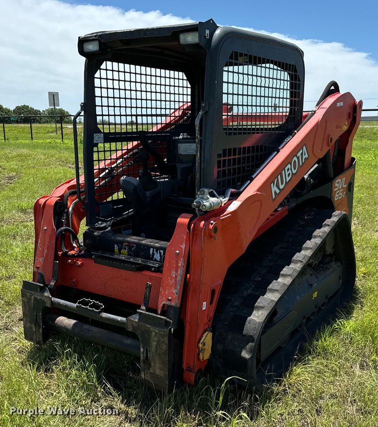 image for item EH3919 2020 Kubota SVL65-2 tracked skid steer loader