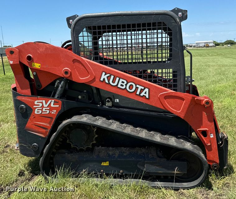 image for item EH3919 2020 Kubota SVL65-2 tracked skid steer loader
