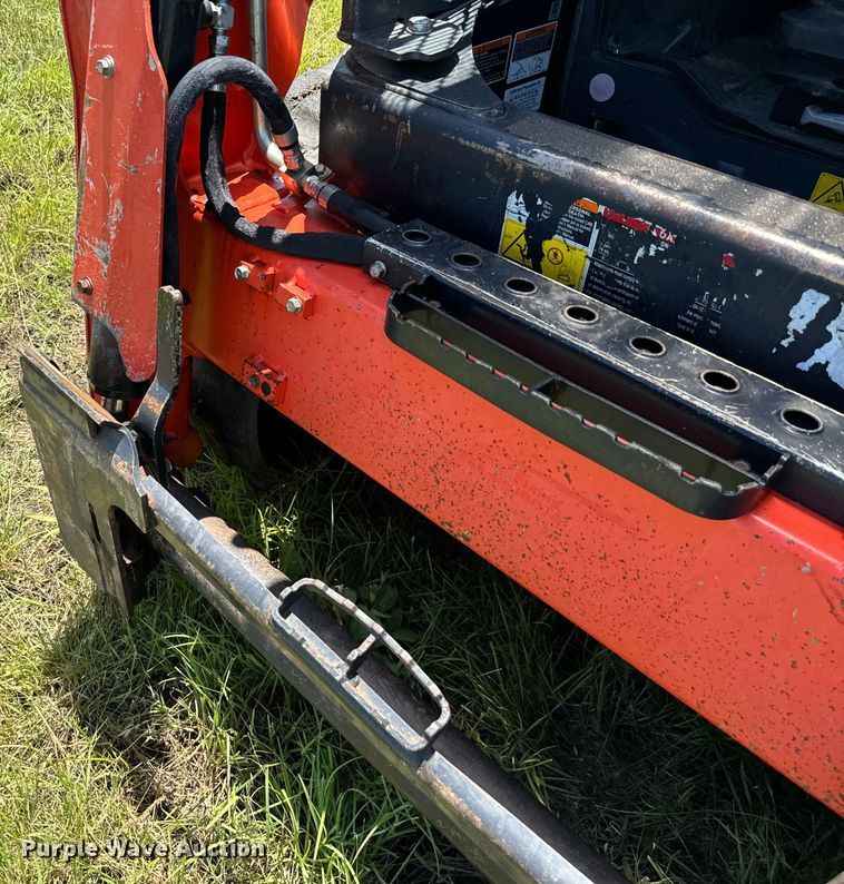 image for item EH3919 2020 Kubota SVL65-2 tracked skid steer loader