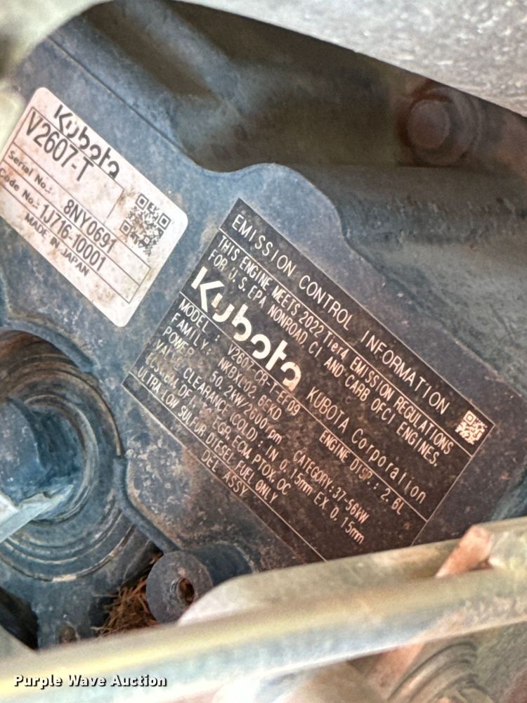 image for item EH3919 2020 Kubota SVL65-2 tracked skid steer loader