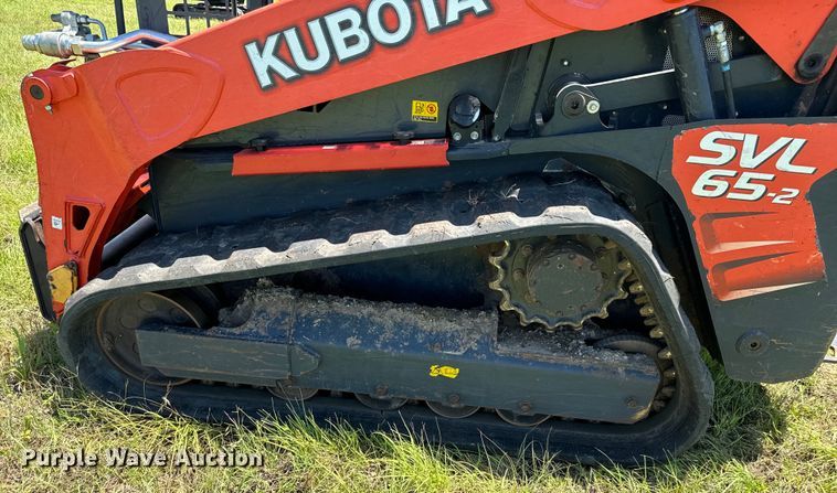 image for item EH3919 2020 Kubota SVL65-2 tracked skid steer loader