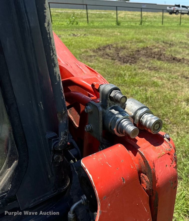 image for item EH3920 2019 Kubota SVL75-2 tracked skid steer loader