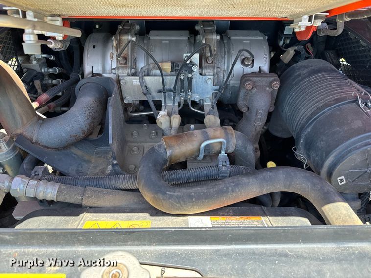 image for item EH3920 2019 Kubota SVL75-2 tracked skid steer loader