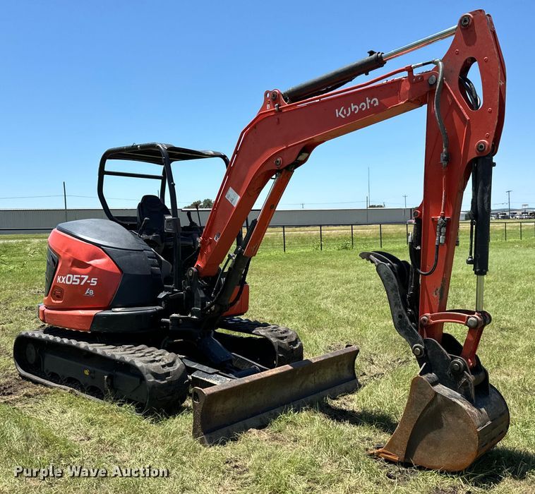 image for item EH3923 2021 Kubota KX057-5 mini excavator