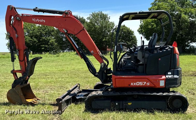 image for item EH3923 2021 Kubota KX057-5 mini excavator
