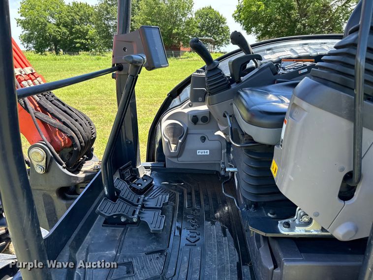 image for item EH3923 2021 Kubota KX057-5 mini excavator