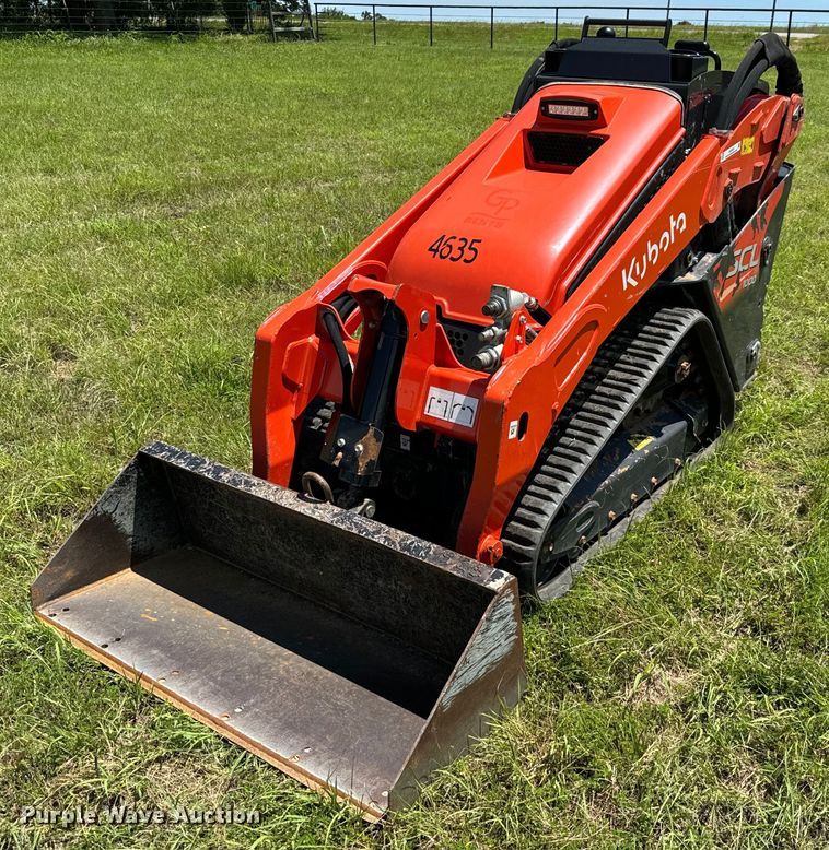 image for item EH3924 2021 Kubota SCL1000 compact utility loader