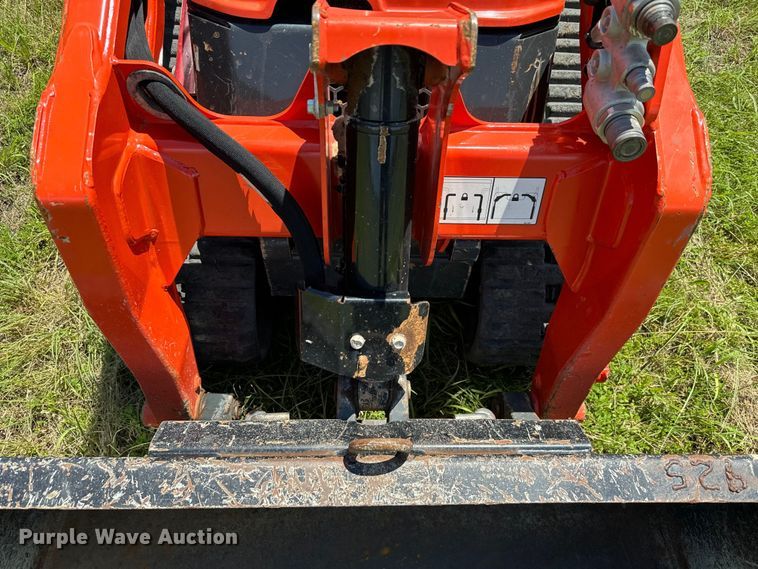 image for item EH3924 2021 Kubota SCL1000 compact utility loader