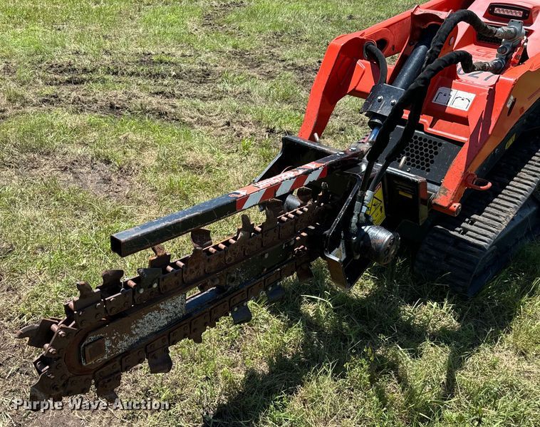 image for item EH3926 2019 Ditch Witch  compact utility loader trencher 