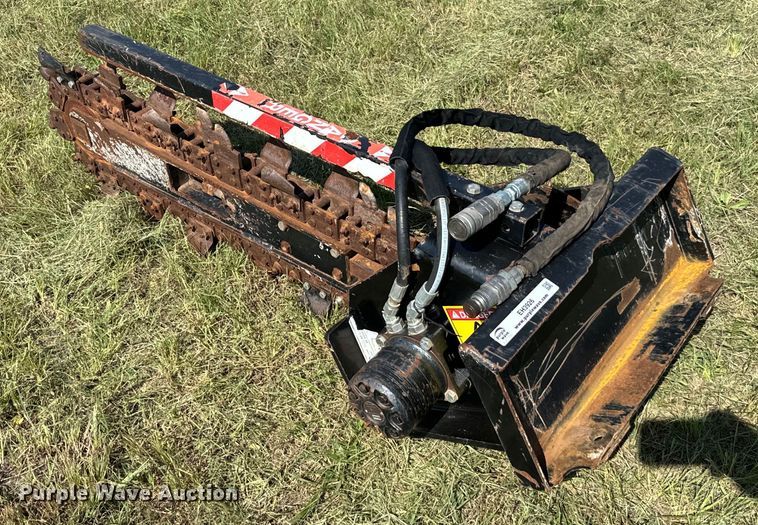 image for item EH3926 2019 Ditch Witch  compact utility loader trencher 