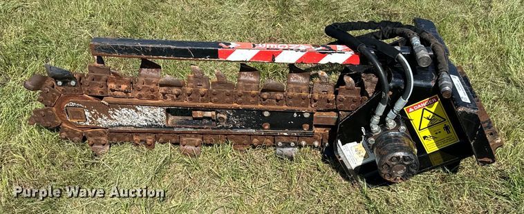 image for item EH3926 2019 Ditch Witch  compact utility loader trencher 