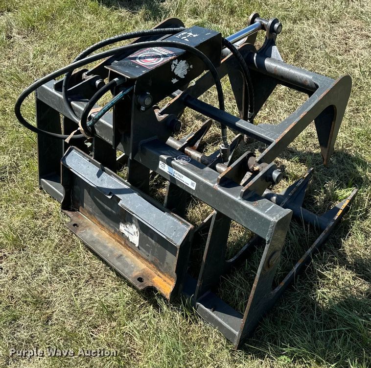 image for item EH3927 2021 Spartan compact utility loader grapple bucket