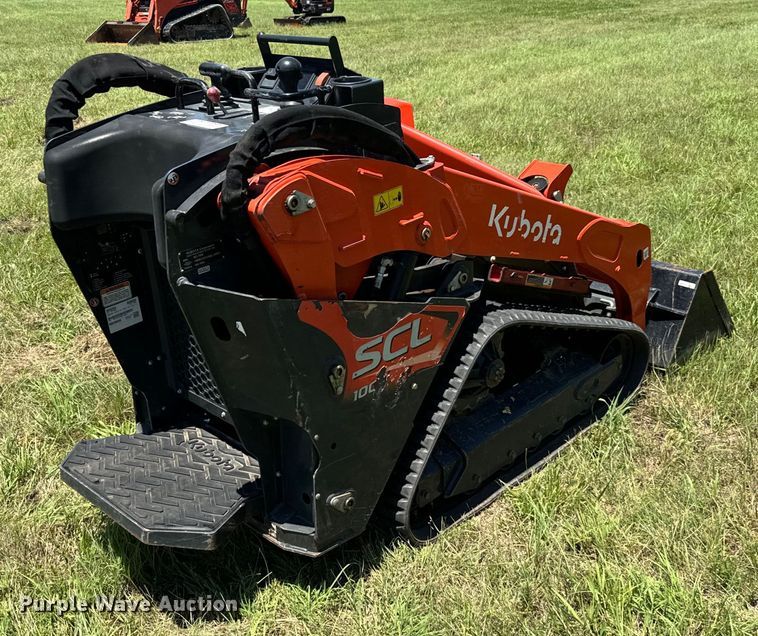 image for item EH3930 2021 Kubota SCL1000 compact utility loader