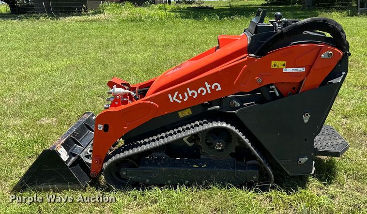 image for item EH3930 2021 Kubota SCL1000 compact utility loader