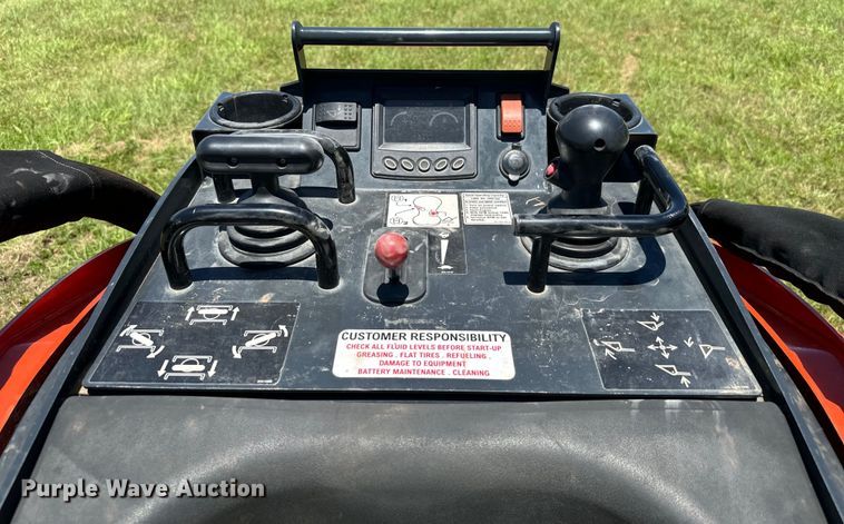 image for item EH3930 2021 Kubota SCL1000 compact utility loader