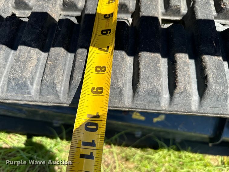 image for item EH3930 2021 Kubota SCL1000 compact utility loader