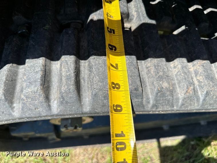 image for item EH3930 2021 Kubota SCL1000 compact utility loader