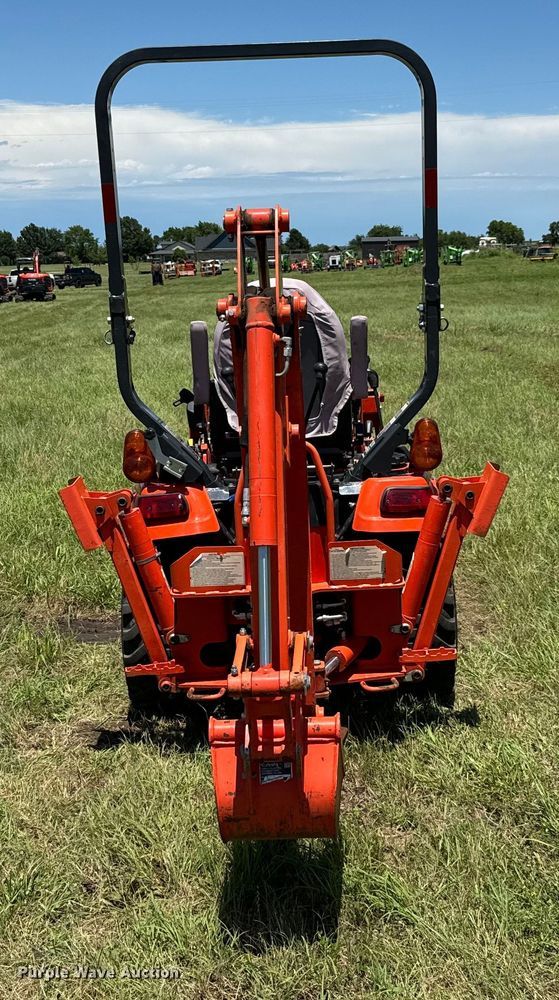 image for item EH3931 2022 Kubota BX23S MFWD tractor