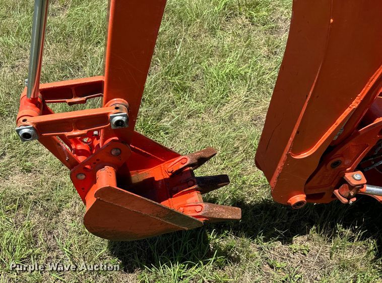 image for item EH3931 2022 Kubota BX23S MFWD tractor