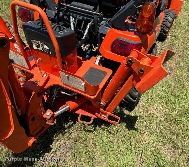 image for item EH3931 2022 Kubota BX23S MFWD tractor