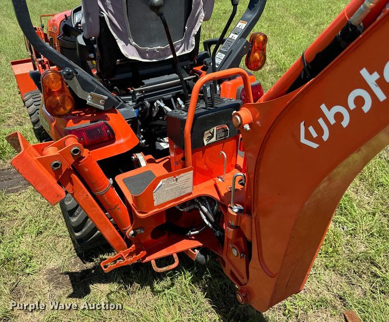 image for item EH3931 2022 Kubota BX23S MFWD tractor