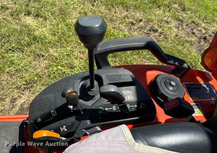 image for item EH3931 2022 Kubota BX23S MFWD tractor