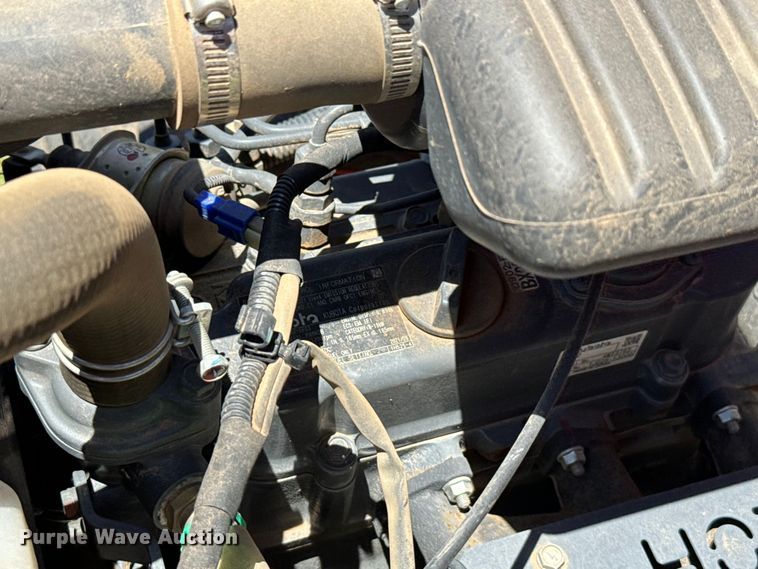 image for item EH3931 2022 Kubota BX23S MFWD tractor