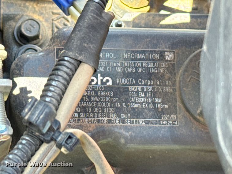 image for item EH3931 2022 Kubota BX23S MFWD tractor